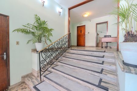 Apartamento para alugar com 160m², 4 quartos e sem vaga Apartamento para alugar com 160m², 4 quartos e sem vagaHall de entrada