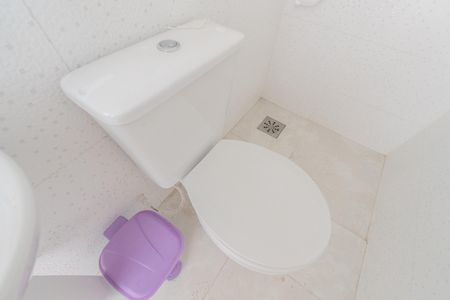 Apartamento para alugar com 160m², 4 quartos e sem vaga Apartamento para alugar com 160m², 4 quartos e sem vagaBanheiro de serviço