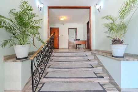 Apartamento para alugar com 160m², 4 quartos e sem vaga Apartamento para alugar com 160m², 4 quartos e sem vagaHall de entrada