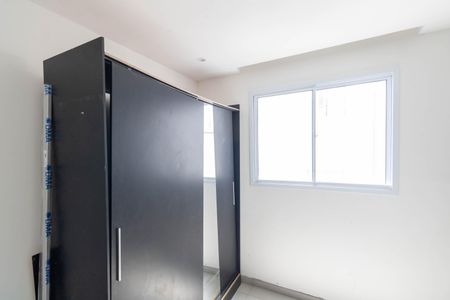 Quarto 1 de apartamento para alugar com 2 quartos, 45m² em Guaratiba, Rio de Janeiro