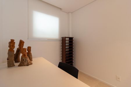 Escritório de apartamento à venda com 3 quartos, 192m² em Cerqueira César, São Paulo