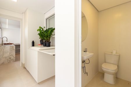 Apartamento à venda com 192m², 3 quartos e 1 vagaÁrea de Serviço