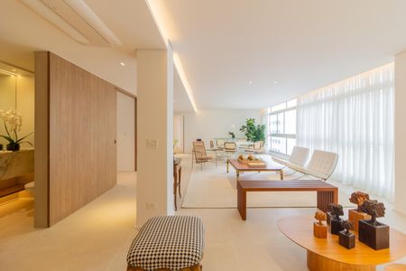 Sala de apartamento à venda com 3 quartos, 192m² em Cerqueira César, São Paulo