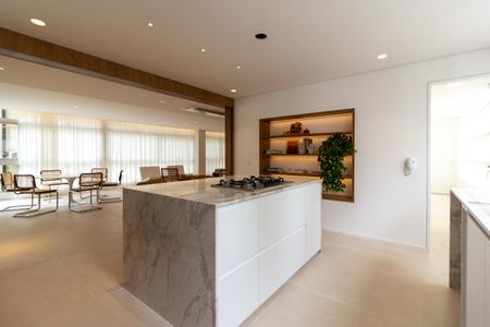 Cozinha de apartamento à venda com 3 quartos, 192m² em Cerqueira César, São Paulo