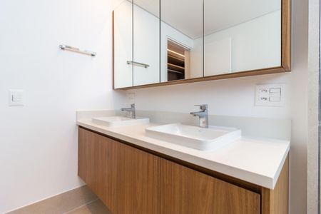 Apartamento à venda com 192m², 3 quartos e 1 vagaBanheiro da Suíte 3