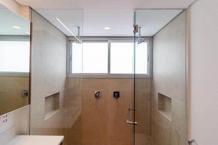 Apartamento à venda com 192m², 3 quartos e 1 vagaBanheiro da Suíte 3