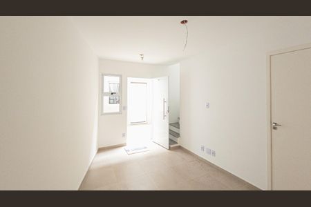 Casa de condomínio para alugar com 63m², 2 quartos e 1 vagaSala