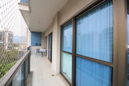 Varanda de apartamento para alugar com 2 quartos, 76m² em Barra Olímpica, Rio de Janeiro