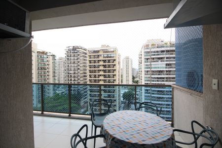 Varanda de apartamento para alugar com 2 quartos, 76m² em Barra Olímpica, Rio de Janeiro