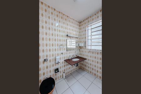 Casa para alugar com 200m², 4 quartos e 1 vaga Casa para alugar com 200m², 4 quartos e 1 vagaBanheiro