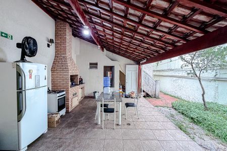 Casa para alugar com 200m², 4 quartos e 1 vaga Casa para alugar com 200m², 4 quartos e 1 vagaÁrea externa