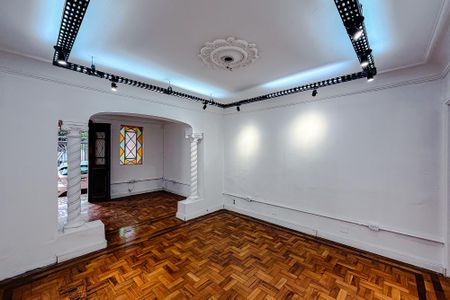 Casa para alugar com 200m², 4 quartos e 1 vaga Casa para alugar com 200m², 4 quartos e 1 vagaSala