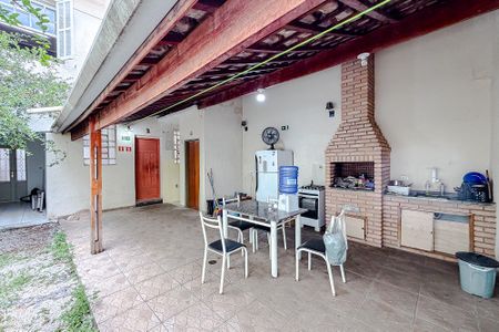 Casa para alugar com 200m², 4 quartos e 1 vaga Casa para alugar com 200m², 4 quartos e 1 vagaÁrea externa