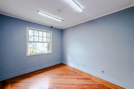 Casa para alugar com 200m², 4 quartos e 1 vaga Casa para alugar com 200m², 4 quartos e 1 vagaQuarto 2