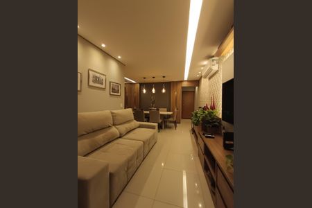 Apartamento para alugar com 3 quartos, 110m² em Centro, Uberlândia