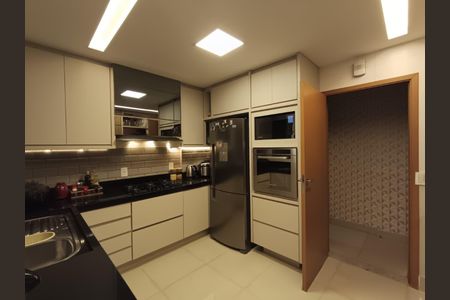 Apartamento para alugar com 110m², 3 quartos e 2 vagas