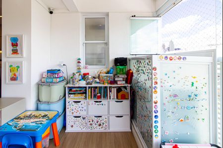 Apartamento à venda com 65m², 2 quartos e 2 vagas Apartamento à venda com 65m², 2 quartos e 2 vagasSala