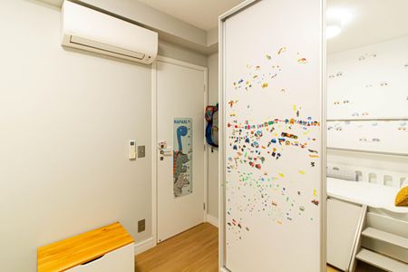 Apartamento à venda com 65m², 2 quartos e 2 vagas Apartamento à venda com 65m², 2 quartos e 2 vagasQuarto