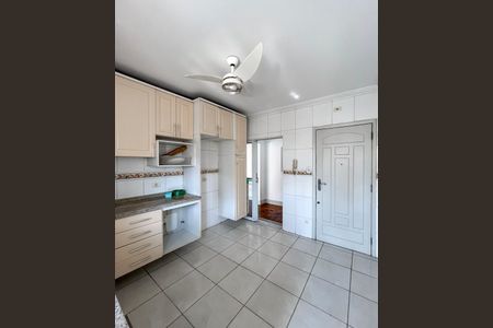 Apartamento para alugar com 78m², 2 quartos e sem vaga Apartamento para alugar com 78m², 2 quartos e sem vagaCozinha