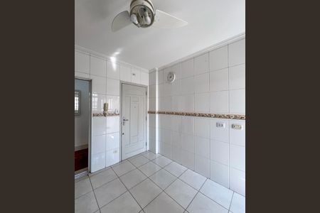 Apartamento para alugar com 78m², 2 quartos e sem vaga Apartamento para alugar com 78m², 2 quartos e sem vagaCozinha