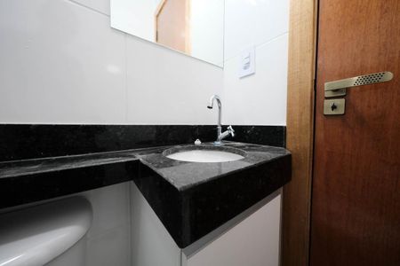 Apartamento para alugar com 35m², 2 quartos e sem vagaBanheiro