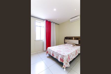 Apartamento à venda com 78m², 2 quartos e sem vagaQuarto  - Suíte