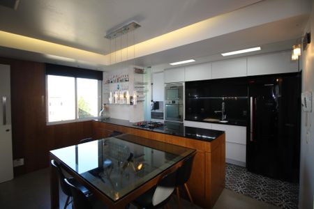 Apartamento para alugar com 72m², 2 quartos e 2 vagasCozinha