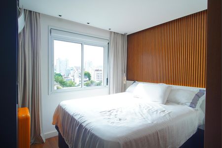 Suíte de apartamento para alugar com 2 quartos, 72m² em Jardim Botânico, Porto Alegre