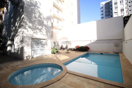 Apartamento para alugar com 72m², 2 quartos e 2 vagasÁrea comum - Piscina