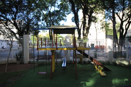 Apartamento para alugar com 72m², 2 quartos e 2 vagasÁrea comum - Playground