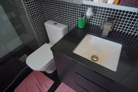 Apartamento para alugar com 72m², 2 quartos e 2 vagasBanheiro da Suíte