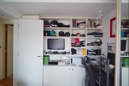 Apartamento para alugar com 72m², 2 quartos e 2 vagasQuarto 1