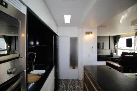 Apartamento para alugar com 72m², 2 quartos e 2 vagasCozinha