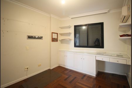 Apartamento para alugar com 265m², 3 quartos e 3 vagas Suíte 2