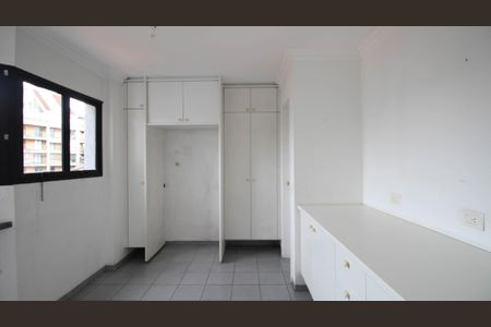 Apartamento para alugar com 265m², 3 quartos e 3 vagasÁrea de Serviço