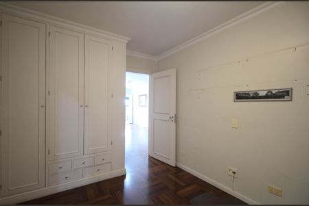 Apartamento para alugar com 265m², 3 quartos e 3 vagas Suíte 2