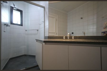 Apartamento para alugar com 265m², 3 quartos e 3 vagasBanheiro 3