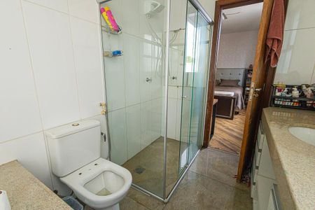 Apartamento à venda com 193m², 4 quartos e 2 vagassuite