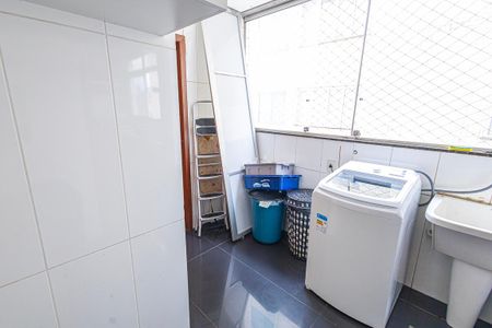 Apartamento à venda com 193m², 4 quartos e 2 vagasarea de serviço