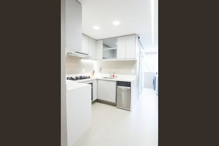 Apartamento à venda com 115m², 3 quartos e 3 vagas Apartamento à venda com 115m², 3 quartos e 3 vagasCozinha