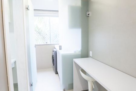 Apartamento à venda com 115m², 3 quartos e 3 vagas Apartamento à venda com 115m², 3 quartos e 3 vagasÁrea de Serviço