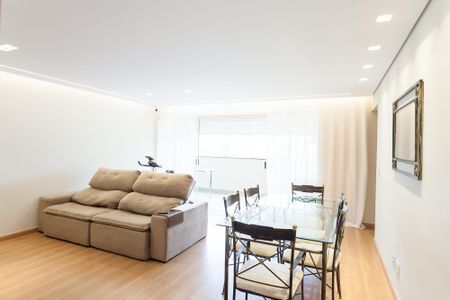 Apartamento à venda com 115m², 3 quartos e 3 vagas Apartamento à venda com 115m², 3 quartos e 3 vagassala