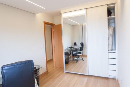 Apartamento à venda com 115m², 3 quartos e 3 vagas Apartamento à venda com 115m², 3 quartos e 3 vagasquarto 1.