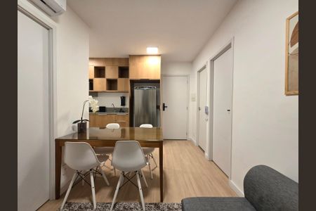 Sala de apartamento para alugar com 2 quartos, 36m² em Moema, São Paulo