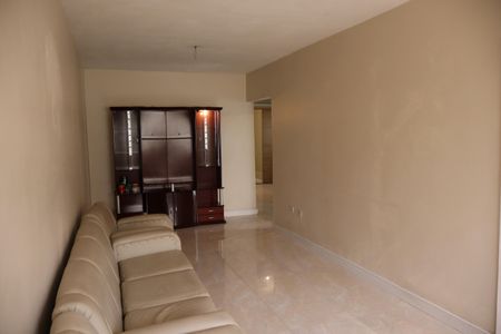 Sala  de casa à venda com 3 quartos, 187m² em Vila Bom Lar, Guarulhos