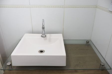 Casa à venda com 187m², 3 quartos e 2 vagasBanheiro Social