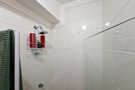 Apartamento para alugar com 60m², 2 quartos e 1 vaga Apartamento para alugar com 60m², 2 quartos e 1 vagaBanheiro da Suíte