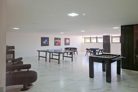 Apartamento para alugar com 60m², 2 quartos e 1 vaga Apartamento para alugar com 60m², 2 quartos e 1 vagaSala de Jogos