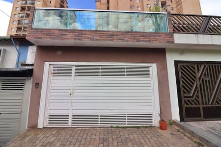 Casa à venda com 123m², 3 quartos e 2 vagasFachada