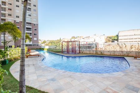 Apartamento para alugar com 50m², 2 quartos e 1 vagaÁrea comum - Piscina